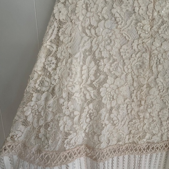 Forever 21 lace overlay lined a-line skirt size L - Picture 6 of 17